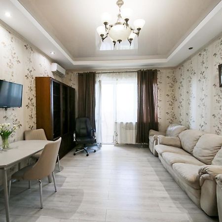 Апартаменти 2-Кімнатні В Новобудові М. Дружби Народів Kiev Esterno foto