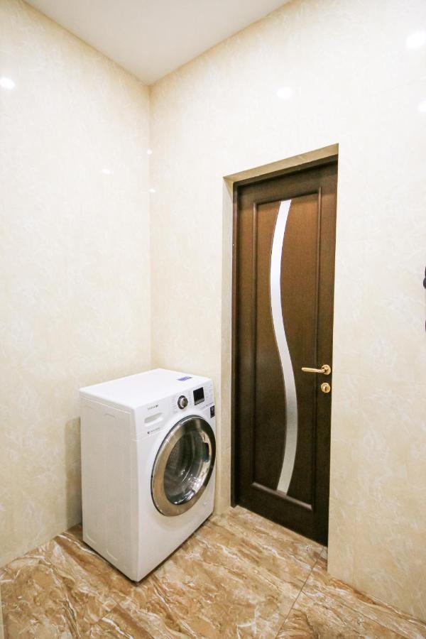 Апартаменти 2-Кімнатні В Новобудові М. Дружби Народів Kiev Esterno foto